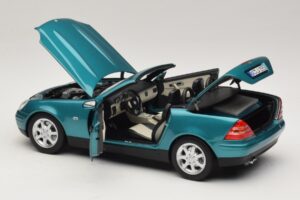 Mercedes SLK R170 Vivianite Green Norev 1:18 183021 Metall - pilt 7/10