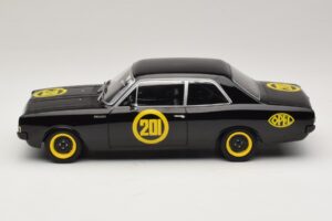 Opel Rekord C #201 Black Widow MCG 1:18 MCG18560 Metall - pilt 3/6