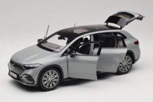 Mercedes EQS SUV X296 Manufaktur Alpine Grey NZG 1:18 B66960591 Metall - pilt 2/8