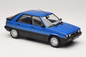 Renault 11 TXE Blue Metallic MCG 1:18 MCG18591 Metall - pilt 4/6