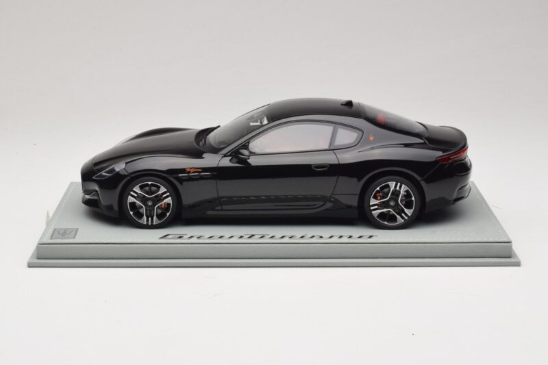 Maserati GranTurismo Trofeo Nero Assoluto BBR 1:18 P18240CMAS Vaik