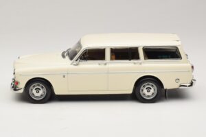 Volvo Amazon Universaal Pearl White Norev 1:18 188750 Metall - pilt 3/6