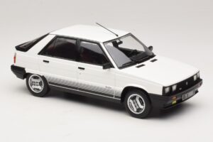 Renault 11 Turbo Valge MCG 1:18 MCG18589 Metall - pilt 4/6