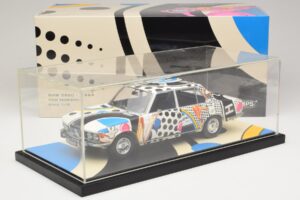 BMW 2500 E3 New Horizon Minichamps 1:18 155029204 Vaik - pilt 6/6