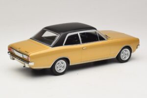 Opel Commodore A Beež MCG 1:18 MCG18559 Metall - pilt 2/6