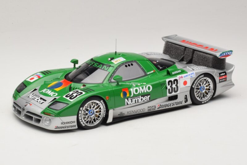 Nissan R390 GT1 #33 S. Motoyama / T. Kurosawa / M. Kageyama 24 Hours of Le Mans 1998 GT Spirit 1:18 GT1003 Vaik