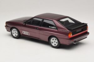 Audi Quattro Purple Metallic Minichamps 1:18 155016125 Metall - pilt 5/6