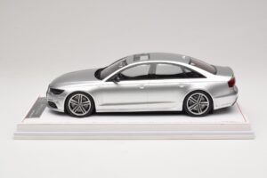 Audi S6 C7 Florett Silver Metallic IVY Merit 1:18 REMC038 Vaik