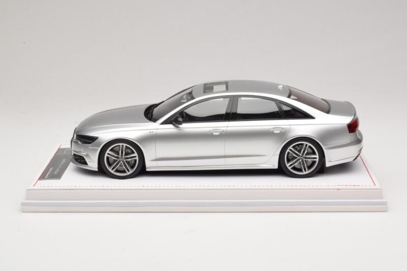 Audi S6 C7 Florett Silver Metallic IVY Merit 1:18 REMC038 Vaik