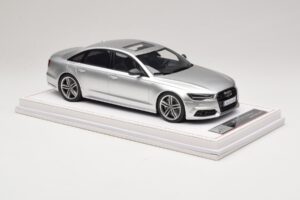 Audi S6 C7 Florett Silver Metallic IVY Merit 1:18 REMC038 Vaik - pilt 4/7