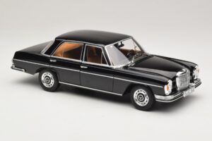Mercedes 280 SE W108 Must Norev 1:18 183360 Metall - pilt 6/8