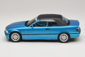 BMW 3 Series E36 Kabriolett Sinine Metallik MCG 1:18 MCG18319 Metall - pilt 4/7