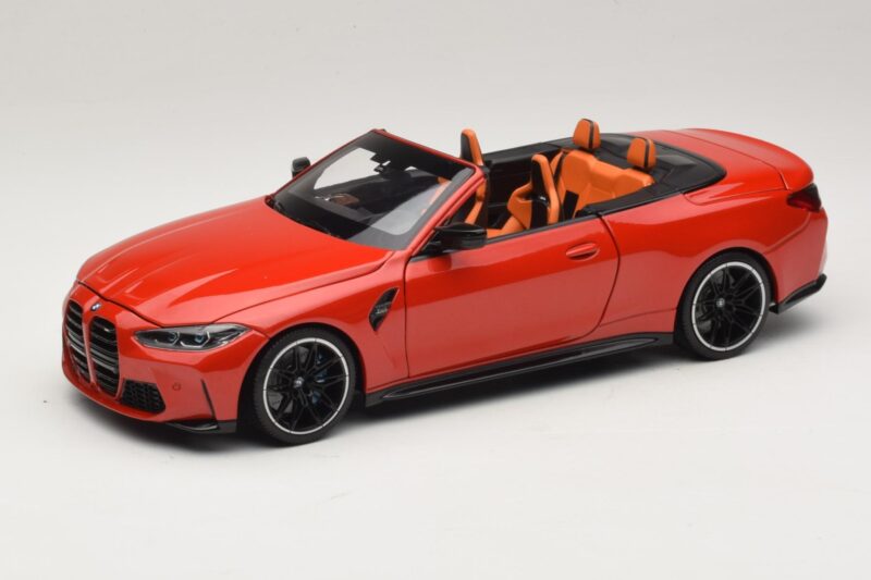 BMW M4 G83 Kabriolett Red Metallic Minichamps 1:18 110021030 Metall