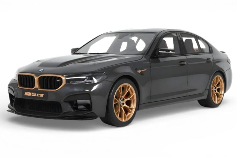 BMW M5 CS F90 Brands Hatch Grey Metallic GT Spirit 1:18 GT993 Vaik
