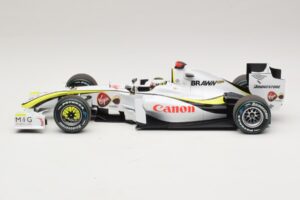 Brawn GP BGP001 #22 J. Button Singapore GP 2009 Minichamps 1:18 180090222 Vaik - pilt 3/7