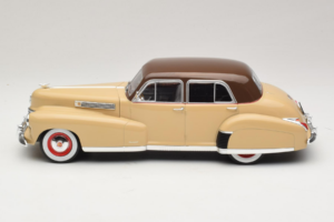 Cadillac Fleetwood Series 60 Special Beež MCG 1:18 MCG18656 Metall - pilt 3/6