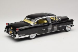 Cadillac Fleetwood Series 60 The Godfather Greenlight 1:18 12949 Metall - pilt 2/6