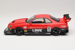 Nissan Skyline ER34 LB Super Silhouette Active Red GT Spirit 1:18 GT570 Vaik - pilt 3/6