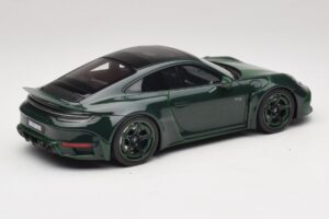 Porsche 911 992 Turbo S Brabus 900 Rocket R Mean Green GT Spirit 1:18 GT959 Vaik - pilt 2/6