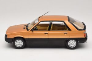 Renault 11 GTL Kuldne MCG 1:18 MCG18590 Metall - pilt 3/6