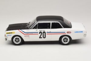 Opel Commodore A #20 H. Greder / P. Pagani Rally Monte Carlo 1971 MCG 1:18 MCG18561R Metall - pilt 3/6