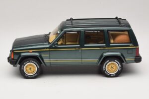 Jeep Cherokee XJ Limited Hunter Green Otto 1:18 OT1204 Vaik - pilt 3/6