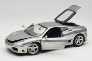 Ferrari 360 Modena Kroomhõbe Hot Wheels 1:18 27774 Metall - pilt 2/8