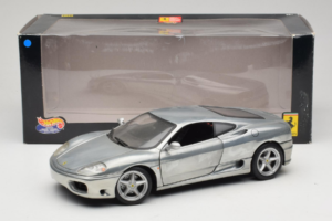 Ferrari 360 Modena Kroomhõbe Hot Wheels 1:18 27774 Metall - pilt 8/8