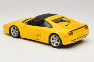 Ferrari F355 Spider Kollane Musta Katusega UT Models 1:18 180074030-P4 Metall - pilt 7/8