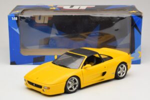 Ferrari F355 Spider Kollane Musta Katusega UT Models 1:18 180074030-P4 Metall - pilt 8/8