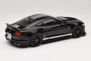Ford Mustang Shelby GT500 S550 Must IXO 1:18 U18RDC002-FO Metall - pilt 3/8