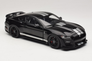 Ford Mustang Shelby GT500 S550 Must IXO 1:18 U18RDC002-FO Metall - pilt 6/8