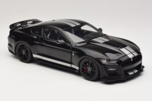 Ford Mustang Shelby GT500 S550 Must IXO 1:18 U18RDC002-FO Metall - pilt 6/8