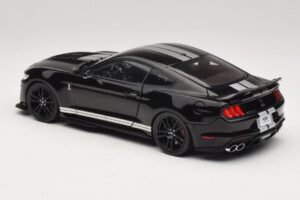 Ford Mustang Shelby GT500 S550 Must IXO 1:18 U18RDC002-FO Metall - pilt 7/8