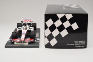 Haas VF-22 K. Magnussen Pole Position Brazilian GP 2022 Minichamps 1:18 117222120 Vaik - pilt 6/7