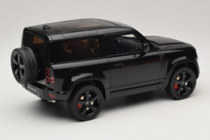 Land Rover Defender 90 L663 P400 X-Dynamic HSE Santorini Black GT Spirit 1:18 GT992 Vaik - pilt 2/6