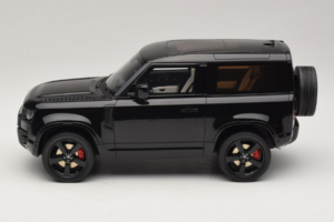 Land Rover Defender 90 L663 P400 X-Dynamic HSE Santorini Black GT Spirit 1:18 GT992 Vaik - pilt 3/6