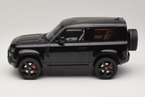 Land Rover Defender 90 L663 P400 X-Dynamic HSE Santorini Black GT Spirit 1:18 GT992 Vaik - pilt 3/6