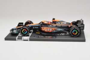 McLaren MCL36 #3 D. Ricciardo Abu Dhabi GP 2022 Minichamps 1:18 537224003 Vaik - pilt 3/7