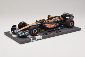 McLaren MCL36 O. Piastri Abu Dhabi Test 2022 Minichamps 1:18 537221828 Vaik