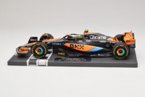 McLaren MCL60 #4 L. Norris 2nd Place Hungarian GP 2023 Minichamps 1:18 537233004 Vaik - pilt 3/7