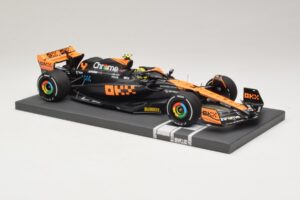 McLaren MCL60 #4 L. Norris 2nd Place Japanese GP 2023 Minichamps 1:18 537233504 Vaik - pilt 4/7