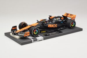 McLaren MCL60 #81 O. Piastri Japanese GP 2023 Minichamps 1:18 537233581 Vaik