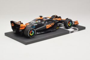 McLaren MCL60 #81 O. Piastri Japanese GP 2023 Minichamps 1:18 537233581 Vaik - pilt 2/7