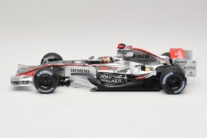 McLaren MP4/21 #3 K. Raikkonen 2006 Minichamps 1:18 530061803 Vaik - pilt 3/7