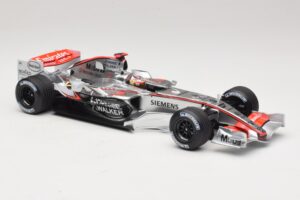 McLaren MP4/21 #3 K. Raikkonen 2006 Minichamps 1:18 530061803 Vaik - pilt 4/7