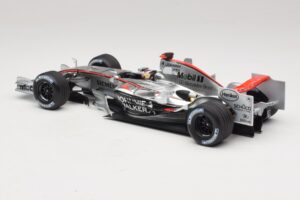 McLaren MP4/21 #3 K. Raikkonen 2006 Minichamps 1:18 530061803 Vaik - pilt 5/7