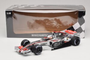 McLaren MP4/21 #3 K. Raikkonen 2006 Minichamps 1:18 530061803 Vaik - pilt 7/7