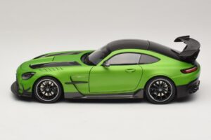 Mercedes AMG GT Black Series C190 Matt Green Metallic Minichamps 1:18 110032022 Metall - pilt 4/8
