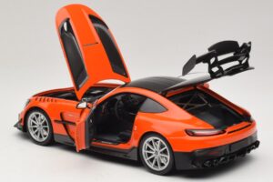 Mercedes AMG GT Black Series C190 Oranž Hõbevelgedega Minichamps 1:18 110032024 Metall - pilt 5/8